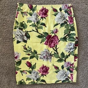 Adrienne Vittadini Purple Pink Pencil Skirt Casual Resort Wear